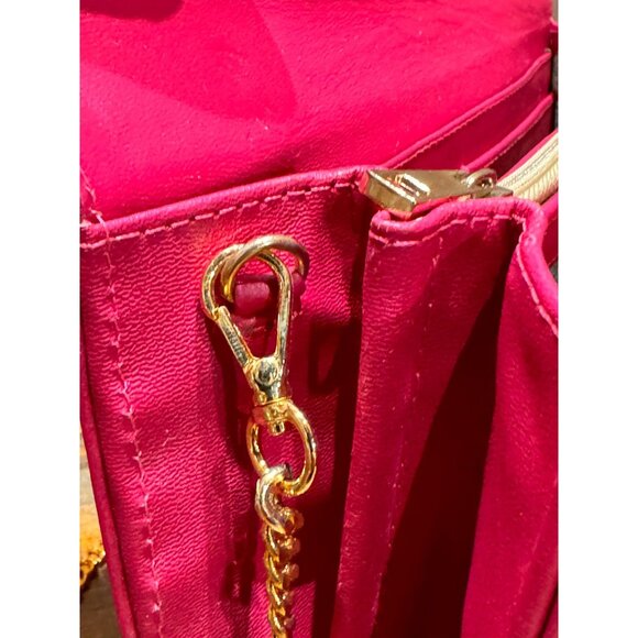 Tatiana Luna Designer Sloan Pink Barbie Shoulder Bag With Detachable Gold Chain - Picture 6 of 7